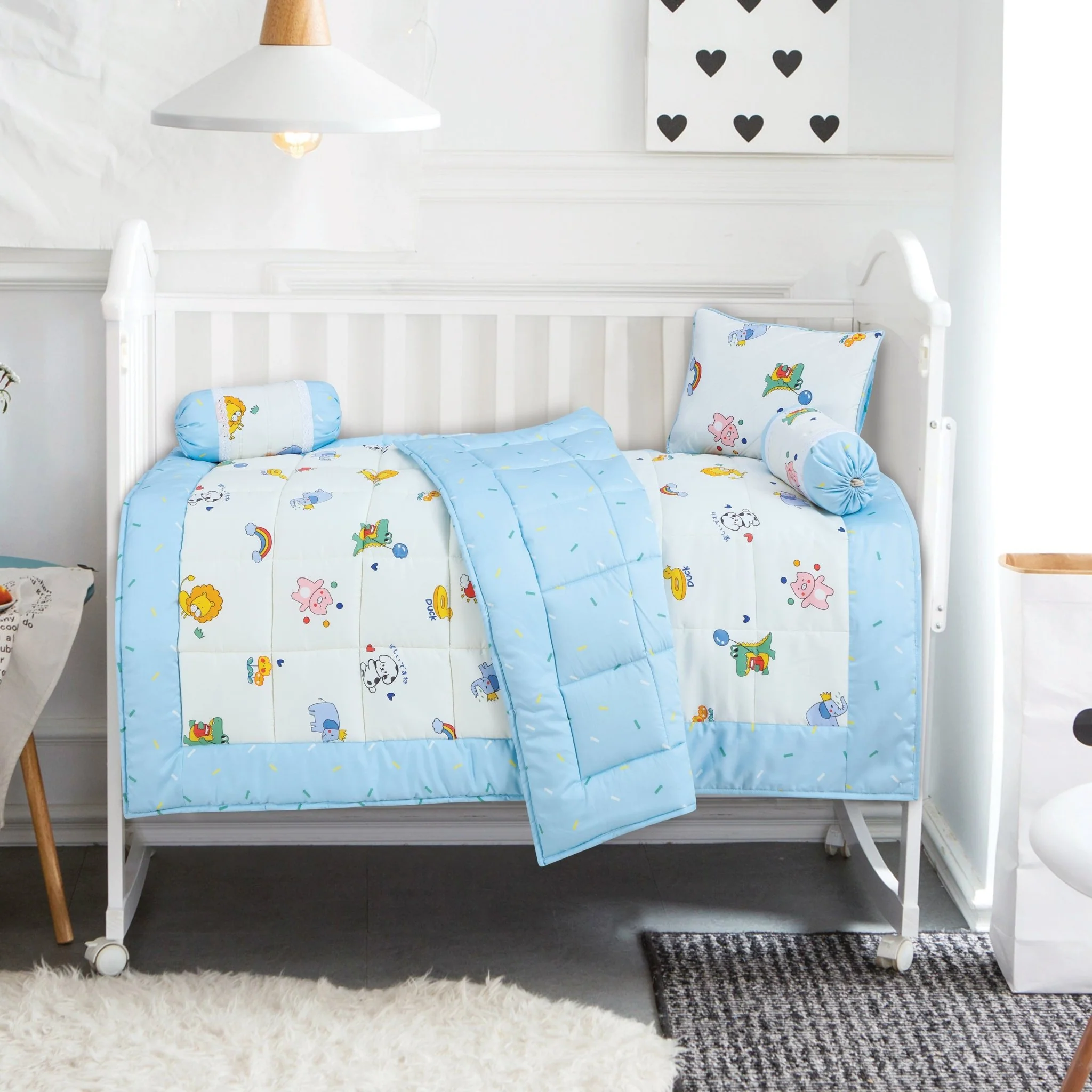 830369_white-and-blue-cotton-baby-crib-bedding-set-with-comforter-353186.jpg